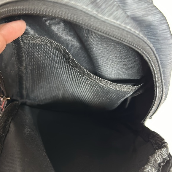 Beat Sling Bag Excellent Condition - Picture 6 of 8